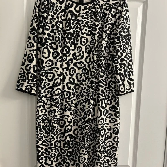 Ann Taylor 3/4 Length Sleeve Animal Print Dress Size 12 - Picture 1 of 14